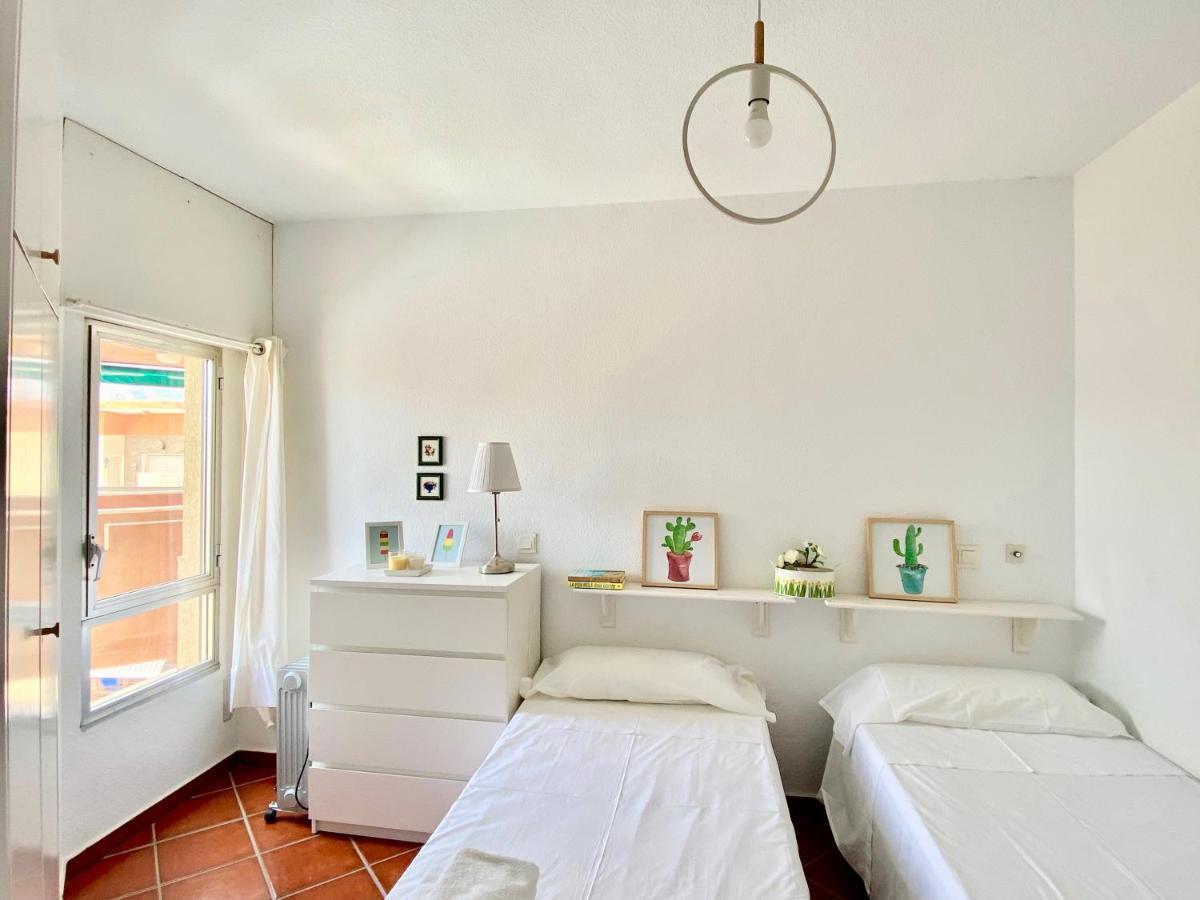 Genial Apartamento En 1A Linea De Playa Con Piscina Almunecar Luaran gambar