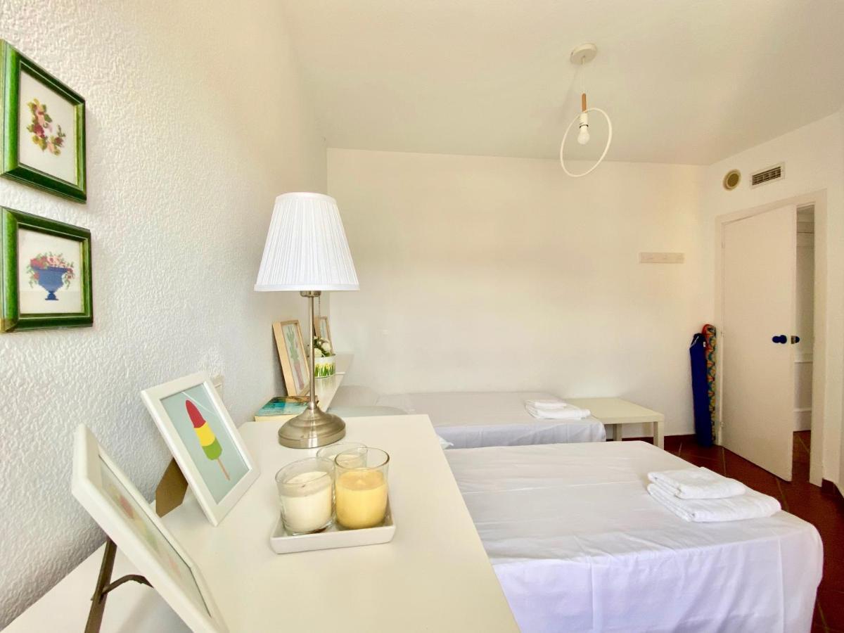 Genial Apartamento En 1A Linea De Playa Con Piscina Almunecar Luaran gambar