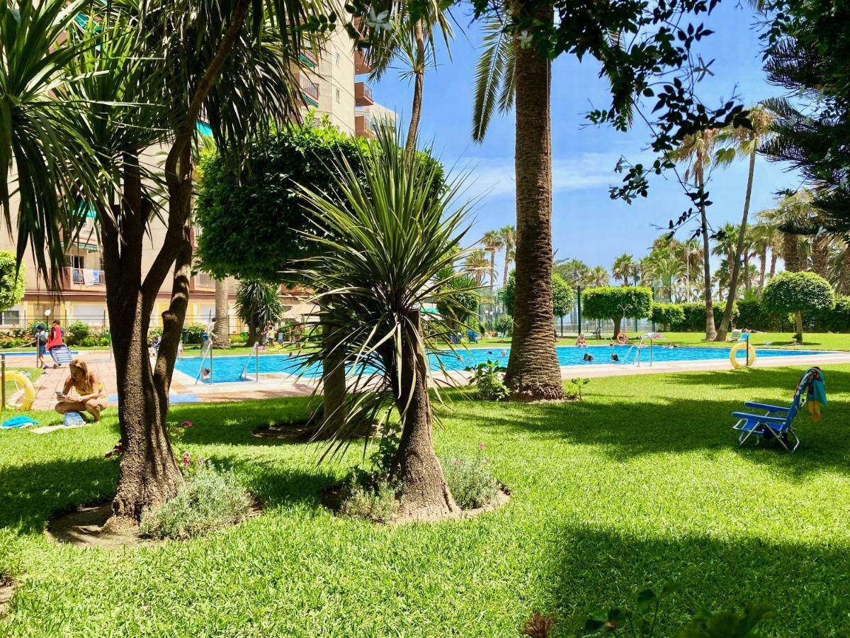 Genial Apartamento En 1A Linea De Playa Con Piscina Almunecar Luaran gambar